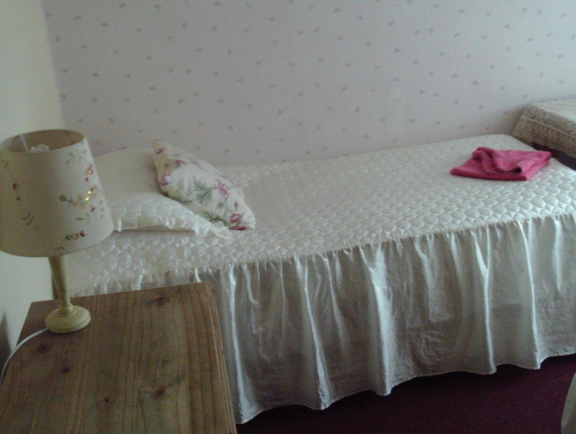 Elsenham Stansted Airport Cottage المظهر الخارجي الصورة