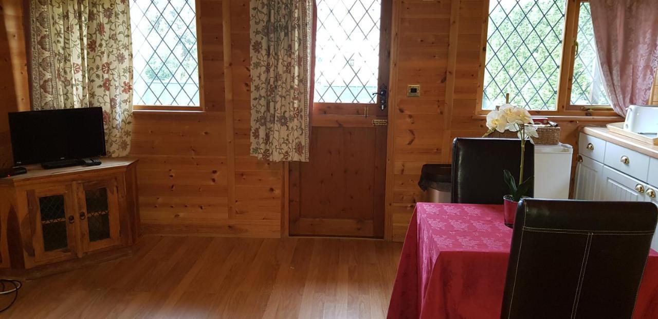 Elsenham Stansted Airport Cottage المظهر الخارجي الصورة